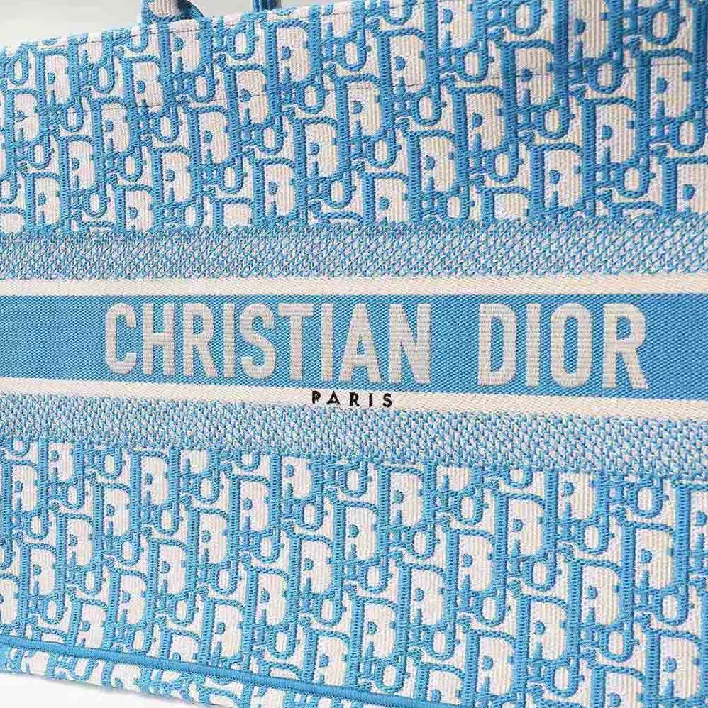 Dior Small Dior Book Tote Cornflower Blue Dior Oblique Embroidery for Women Dior Small Dior Book Tote Cornflower Blue Dior Oblique Embroidery for Women