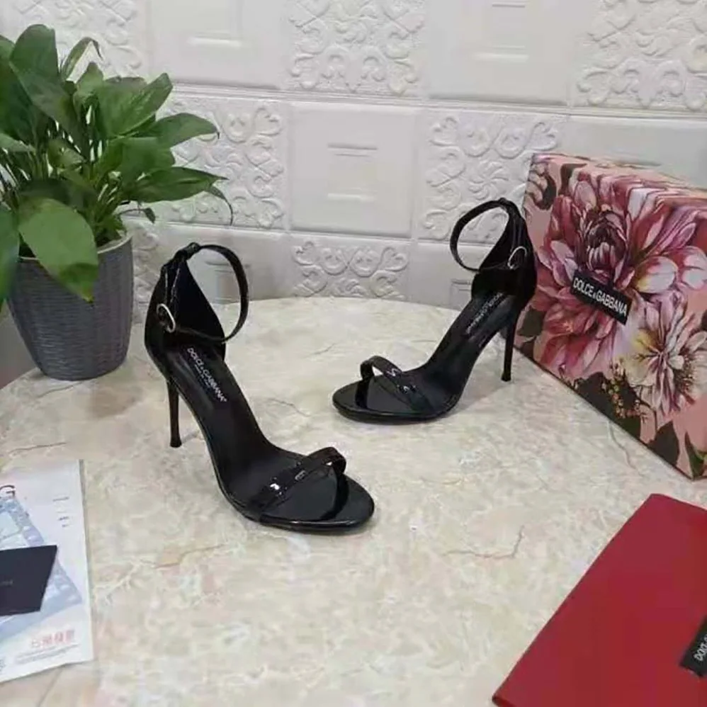 Dolce Gabbana D&G Polished Calfskin Sandals for Women in Black Dolce Gabbana D&G Polished Calfskin Sandals for Women in Black