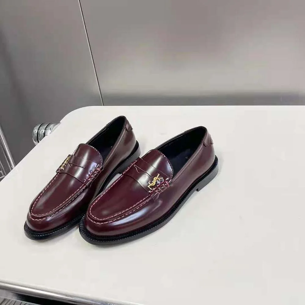 Celine Le Loafer Penny Slippers in Smooth Leather for Women in Maroon Celine Le Loafer Penny Slippers in Smooth Leather for Women in Maroon