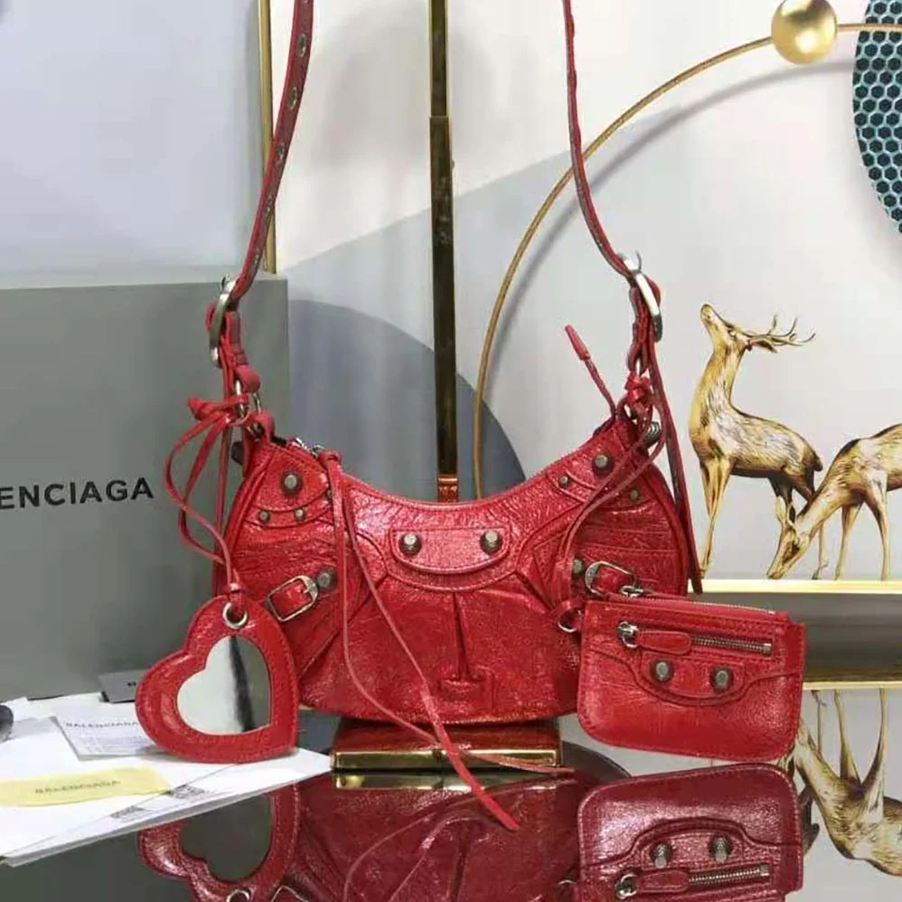 Balenciaga Le Cagole XS Shoulder Bag in Red for Women Balenciaga Le Cagole XS Shoulder Bag in Red for Women
