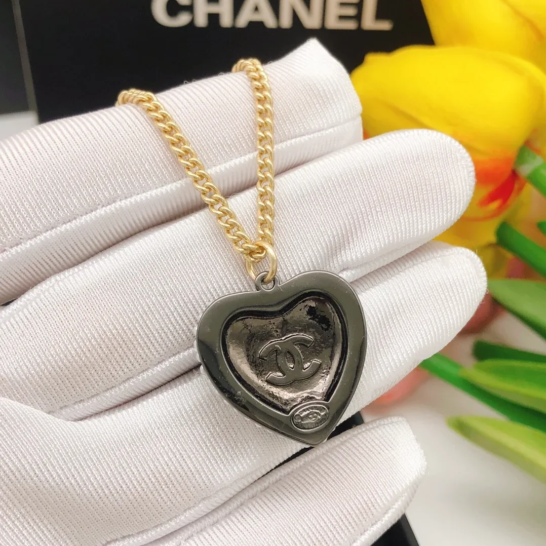 Love Necklace Black