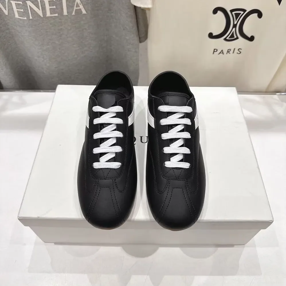Alexander Mcqueen Boxe Sneaker in Black for Unisex Alexander Mcqueen Boxe Sneaker in Black for Unisex