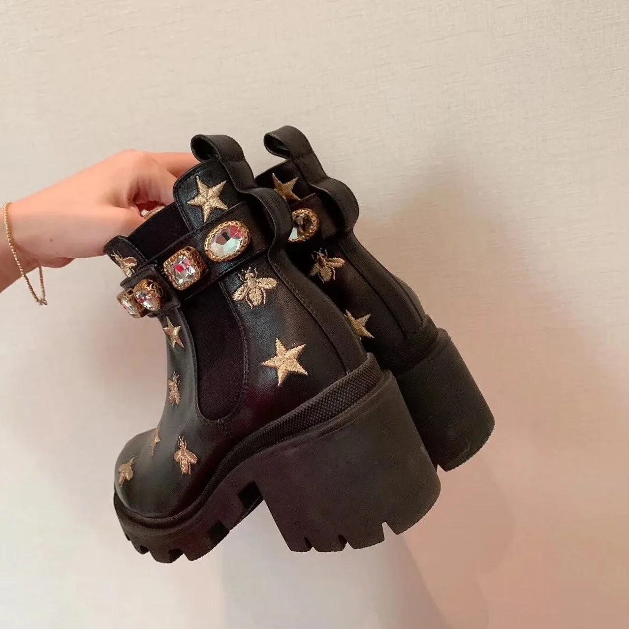 Gucci Star And Bee Embroidered Trip Ankle Boots Black