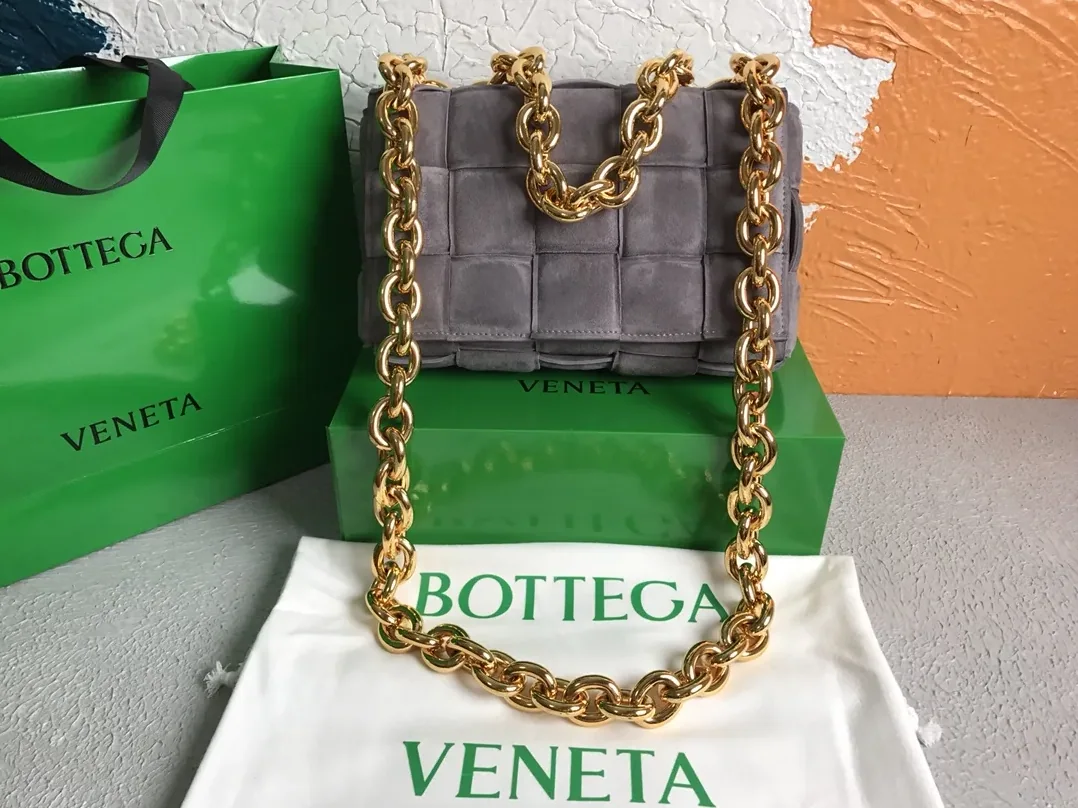 Bottega Veneta Chain Cassette Gray