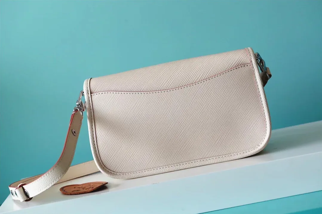 Louis Vuitton Buci Epi Quartz White Louis Vuitton Buci Epi Quartz White