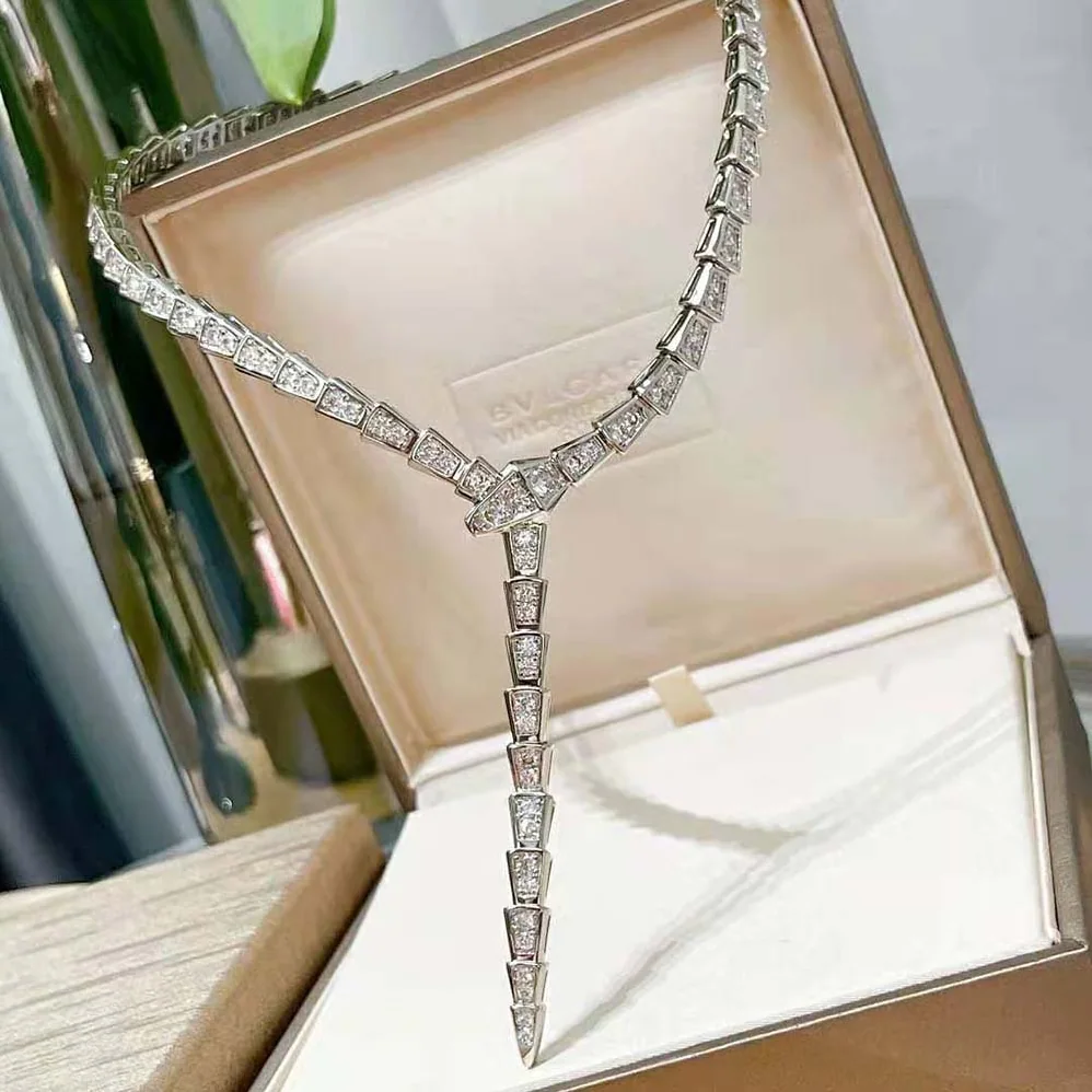 Bvlgari Serpenti Viper Slim Necklace in 18 kt White Gold for Women