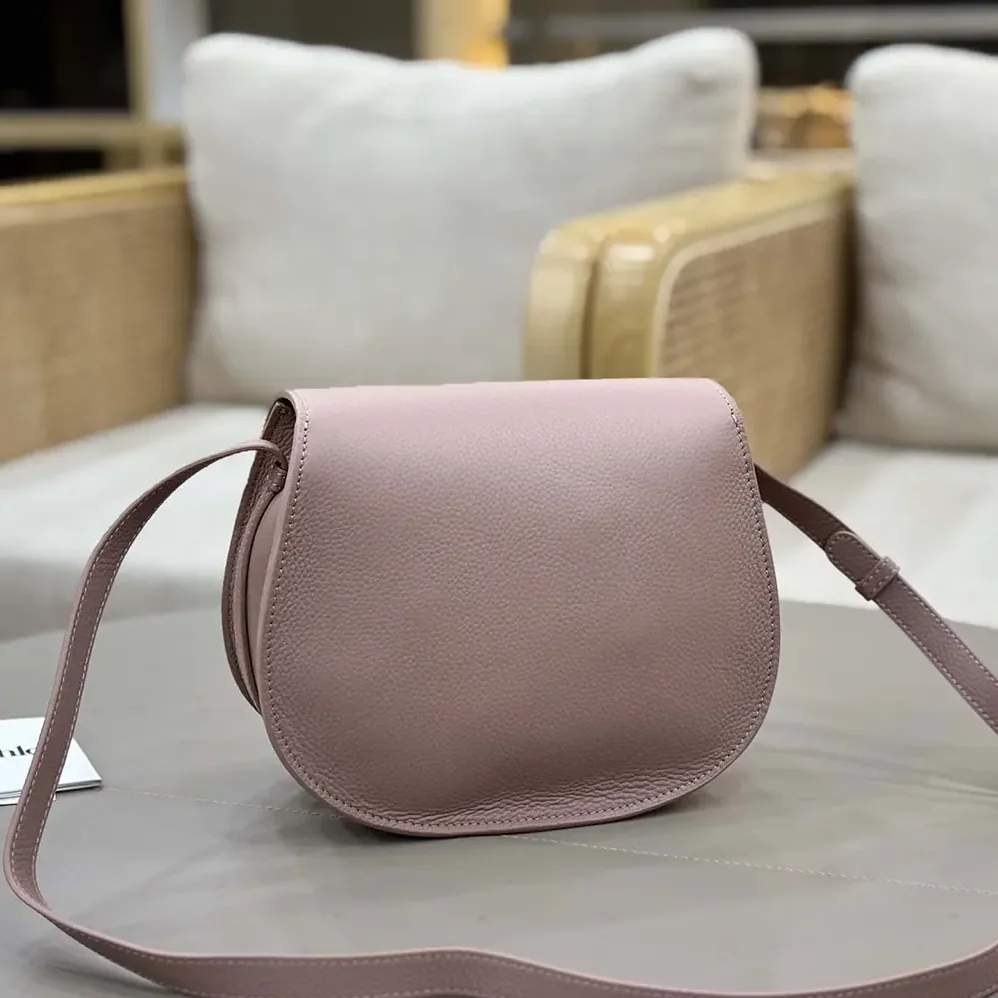 Chloe Marcie Saddle Bag is Crafted Leather for Women Chloe Marcie Saddle Bag is Crafted Leather for Women