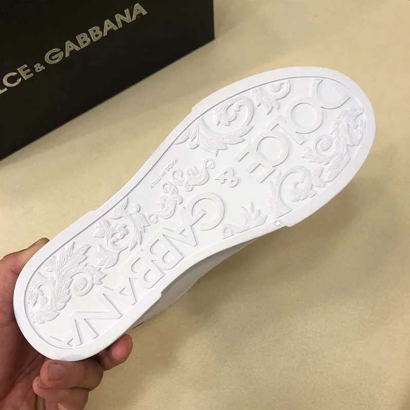 Dolce Gabbana D&G Shoes Calfskin Portofino Sneakers with Patches of the Designers for Unisex in White Dolce Gabbana D&G Shoes Calfskin Portofino Sneakers with Patches of the Designers for Unisex in White