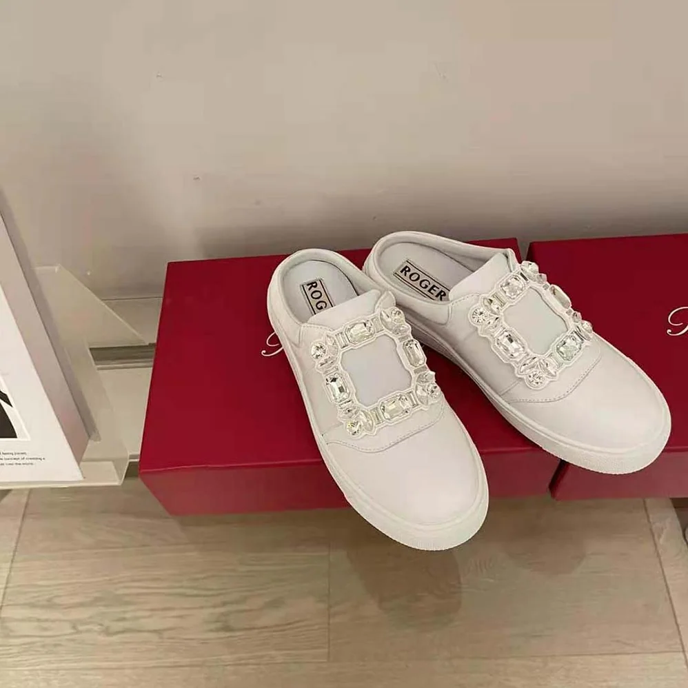 Roger Vivier Very Vivier Strass Buckle Mules in Leather for Women in White