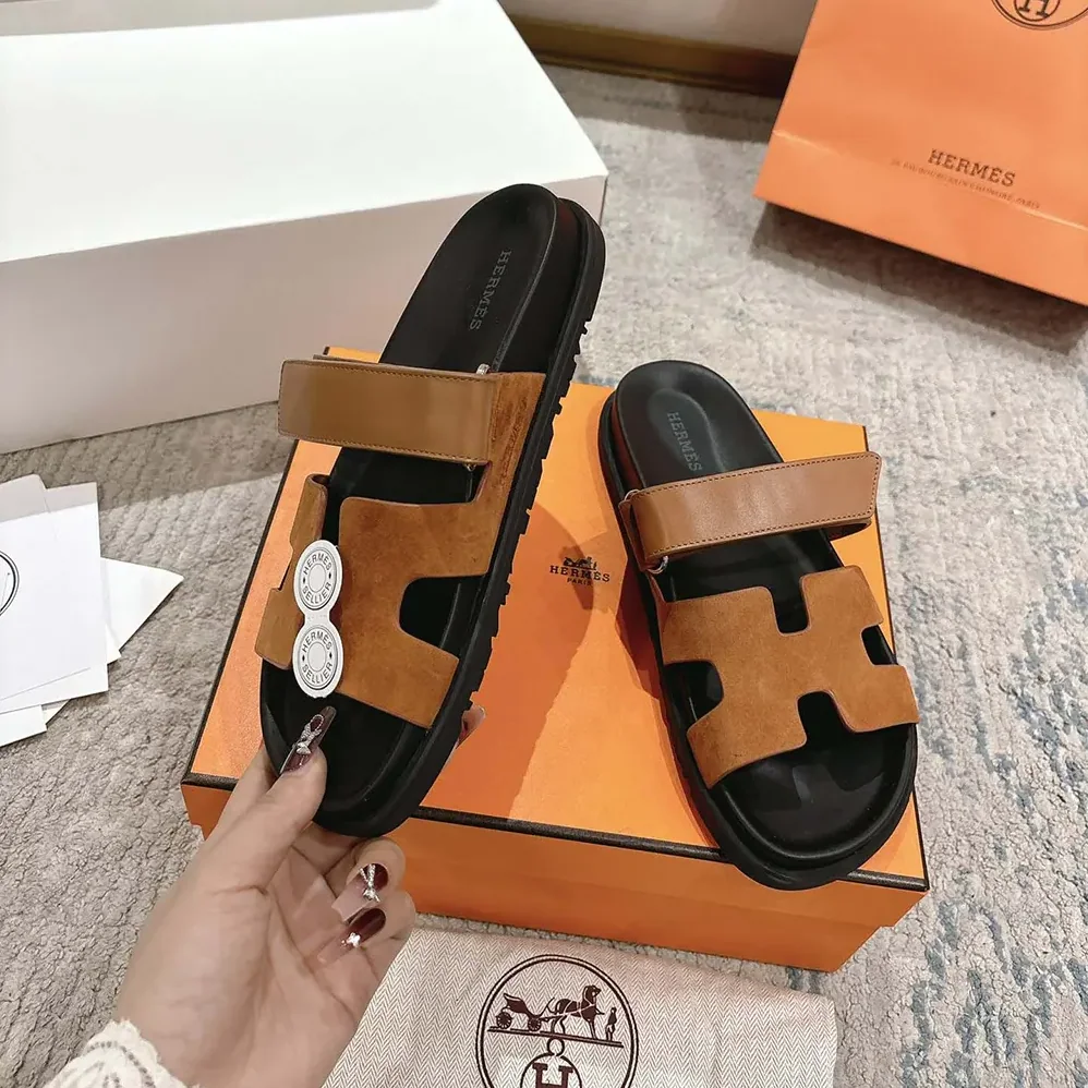 Hermes Chypre Sandal for Unisex in Brown Hermes Chypre Sandal for Unisex in Brown
