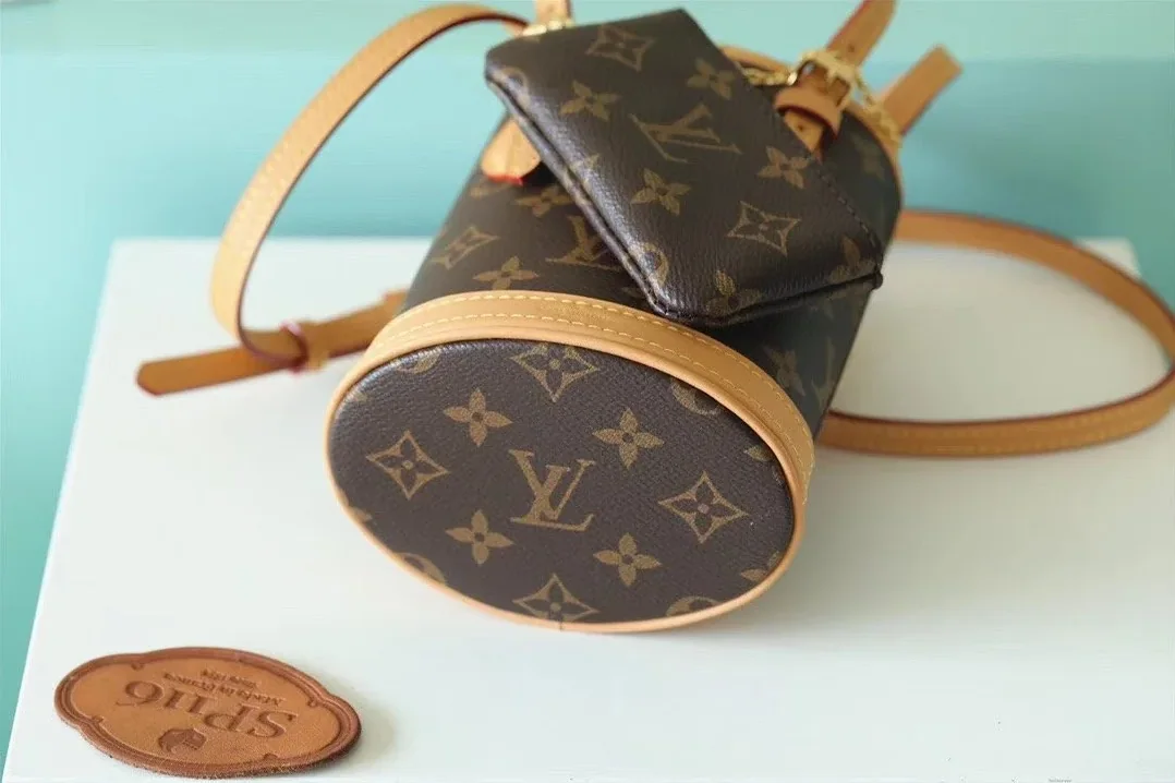 Louis Vuitton Nano Bucket Bag Monogram Canvas Brown Brown / Louis Vuitton Nano Bucket Bag Monogram Canvas Brown Brown /
