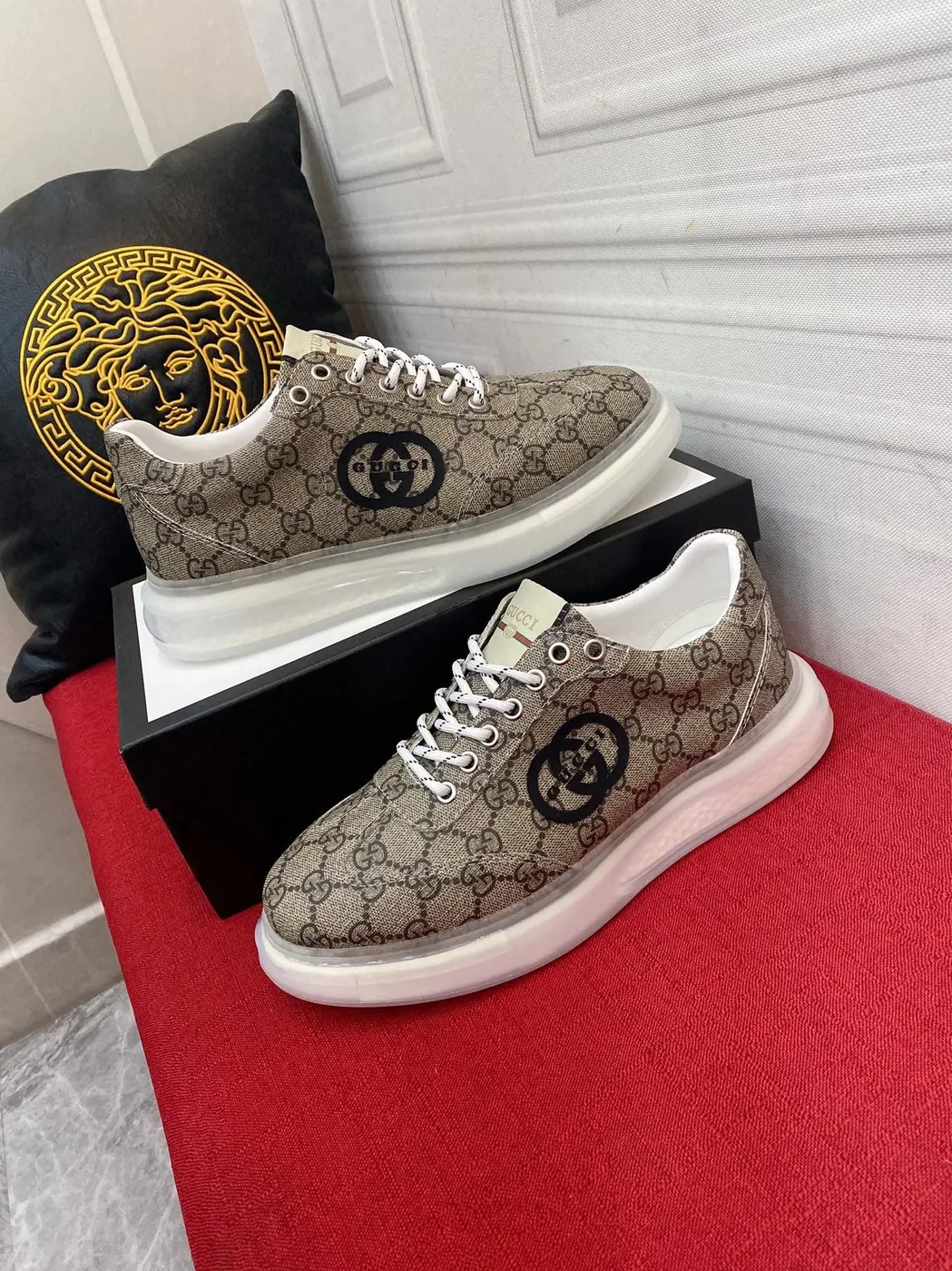 Gucci Sneaker With GG Gucci Print Brown And Gray for Men