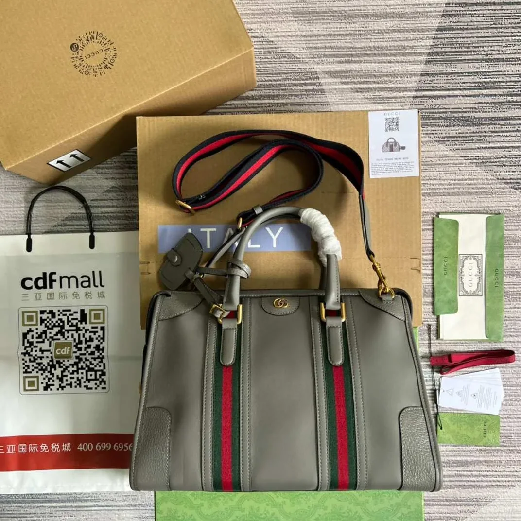 Gucci Double G-Detailed Smooth Medium Handbag Grey /