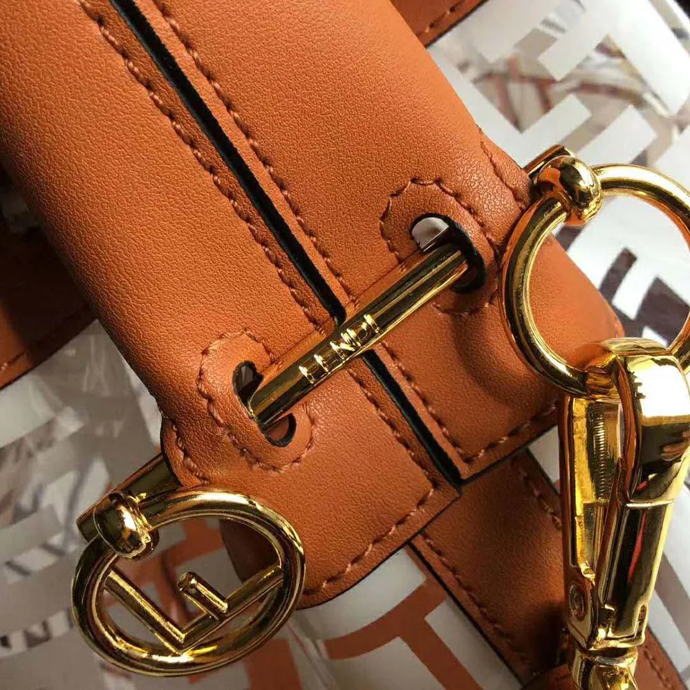 Fendi MON TRESOR Bag in PU for Women in White
