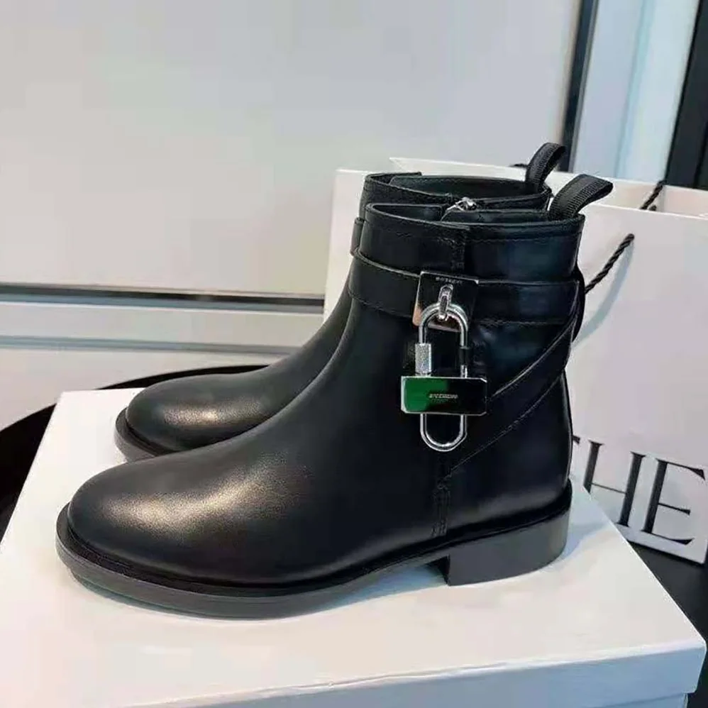 Givenchy Boots in Leather with Padlock for Women