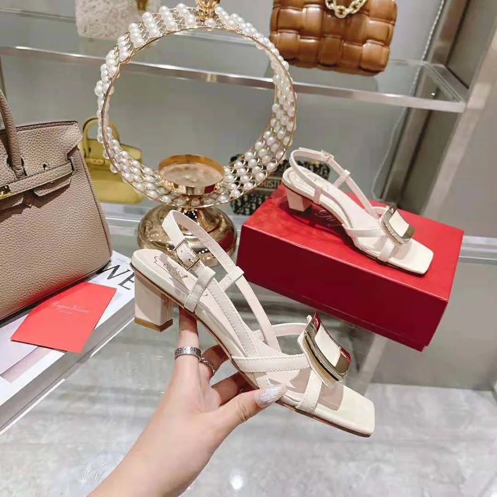 Roger Vivier Belle Vivier Metal Buckle Sandals in Patent Leather for Women Roger Vivier Belle Vivier Metal Buckle Sandals in Patent Leather for Women