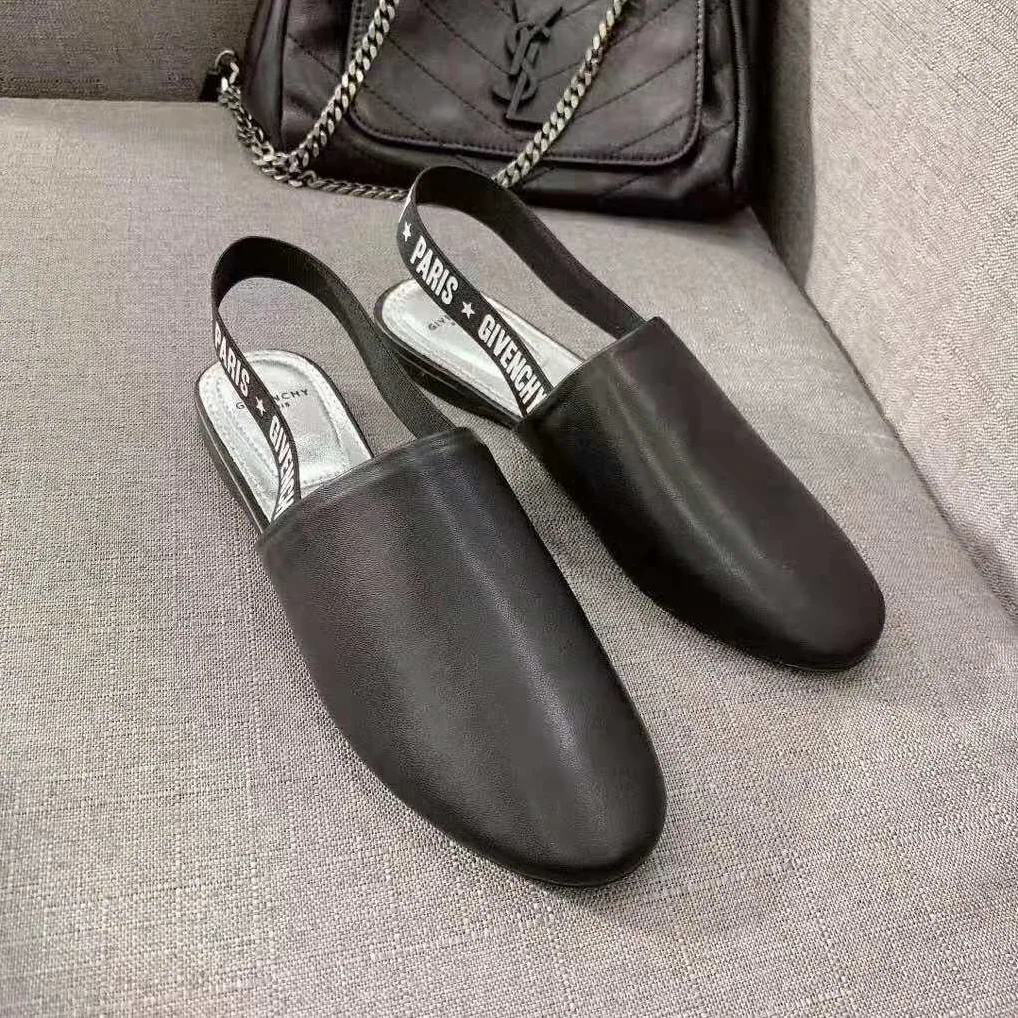Givenchy Givenchy Sling Back Flat Mules for Women in Black Givenchy Givenchy Sling Back Flat Mules for Women in Black