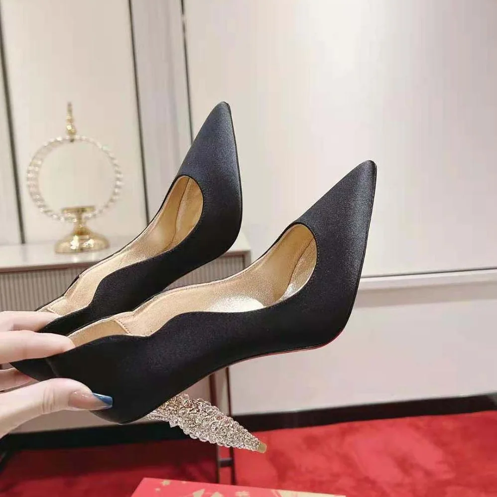 Christian Louboutin Lipstrass Pump 100 mm Heel Height for Women in Black Christian Louboutin Lipstrass Pump 100 mm Heel Height for Women in Black