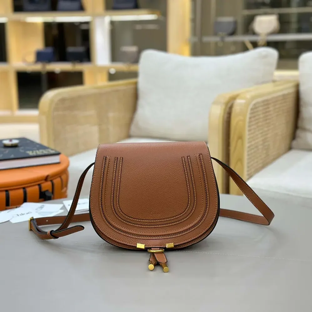 Chloe Small Marcie Saddle Bag is Crafted Leather for Women Chloe Small Marcie Saddle Bag is Crafted Leather for Women
