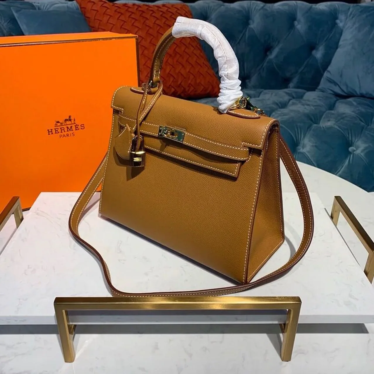 Hermes Kelly Gold Gold Toned Hardware / Hermes Kelly Gold Gold Toned Hardware /
