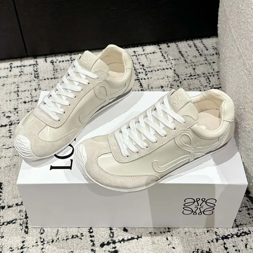 Loewe Ballet Runner 2.0 in Soft Calfskin for Unisex in White Loewe Ballet Runner 2.0 in Soft Calfskin for Unisex in White