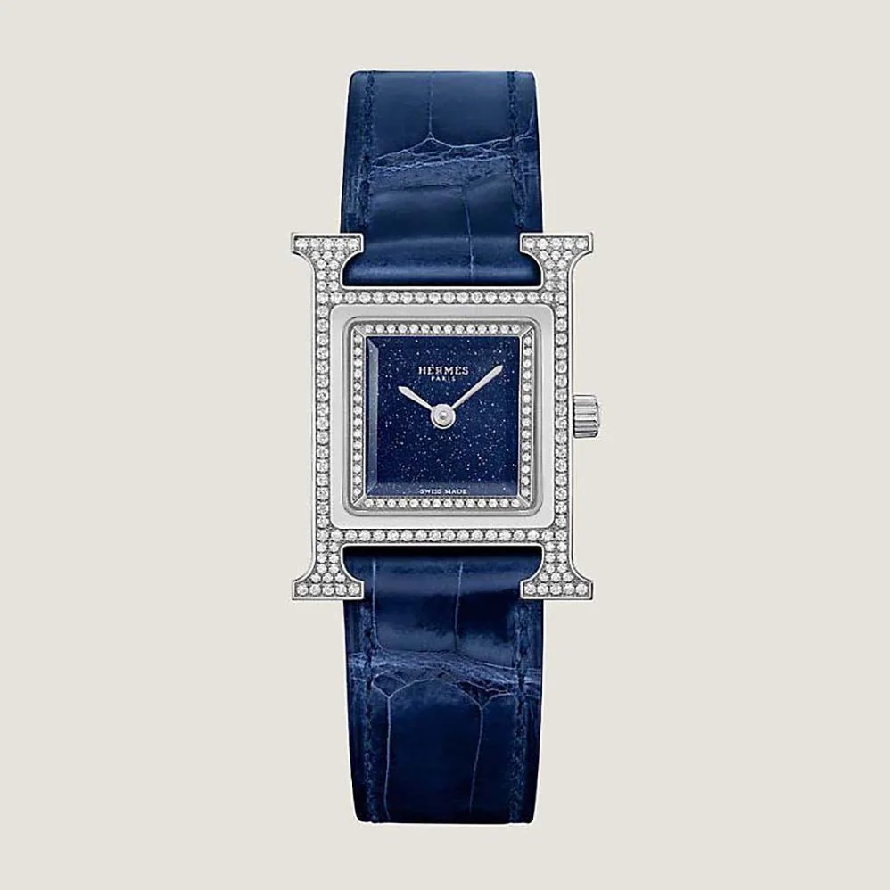 Hermes Heure H Watch Small Model Quartz Movement 25 mm for Women in Navy Hermes Heure H Watch Small Model Quartz Movement 25 mm for Women in Navy