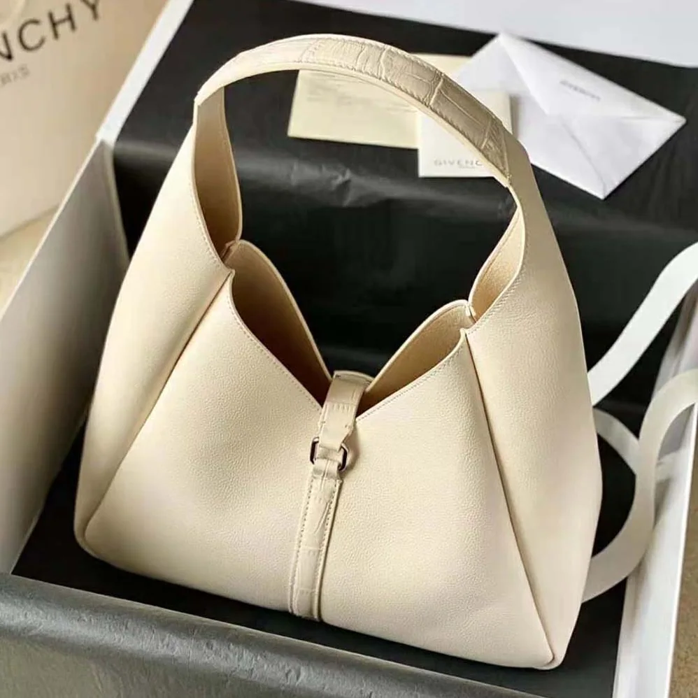 Givenchy Medium G-Hobo Bag in Smooth Leather for Women in Beige Givenchy Medium G-Hobo Bag in Smooth Leather for Women in Beige