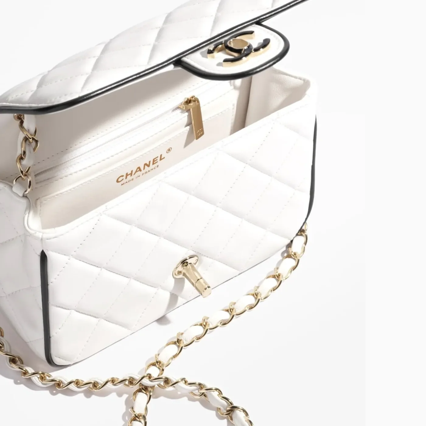 Chanel Flap Bag Mini Crossbody / White/ Black Gold Hardware AS5151 NAFJQ Chanel Flap Bag Mini Crossbody / White/ Black Gold Hardware AS5151 NAFJQ