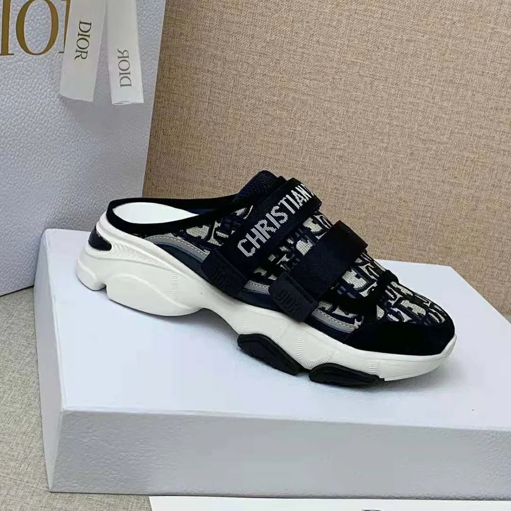 Dior D-Wander Sneaker Deep Blue Dior Oblique Technical Fabric for Women Dior D-Wander Sneaker Deep Blue Dior Oblique Technical Fabric for Women
