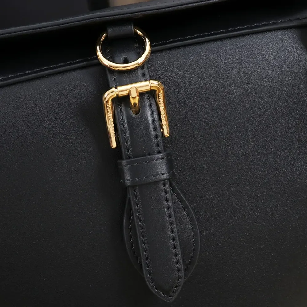 Dolce Gabbana D&G Capri Crow'S Nest for Women in Black