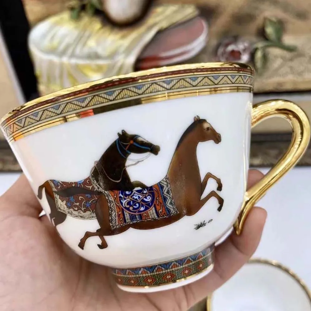 Hermes Cheval D'Orient Tea Cup and Saucer for Unisex Hermes Cheval D'Orient Tea Cup and Saucer for Unisex