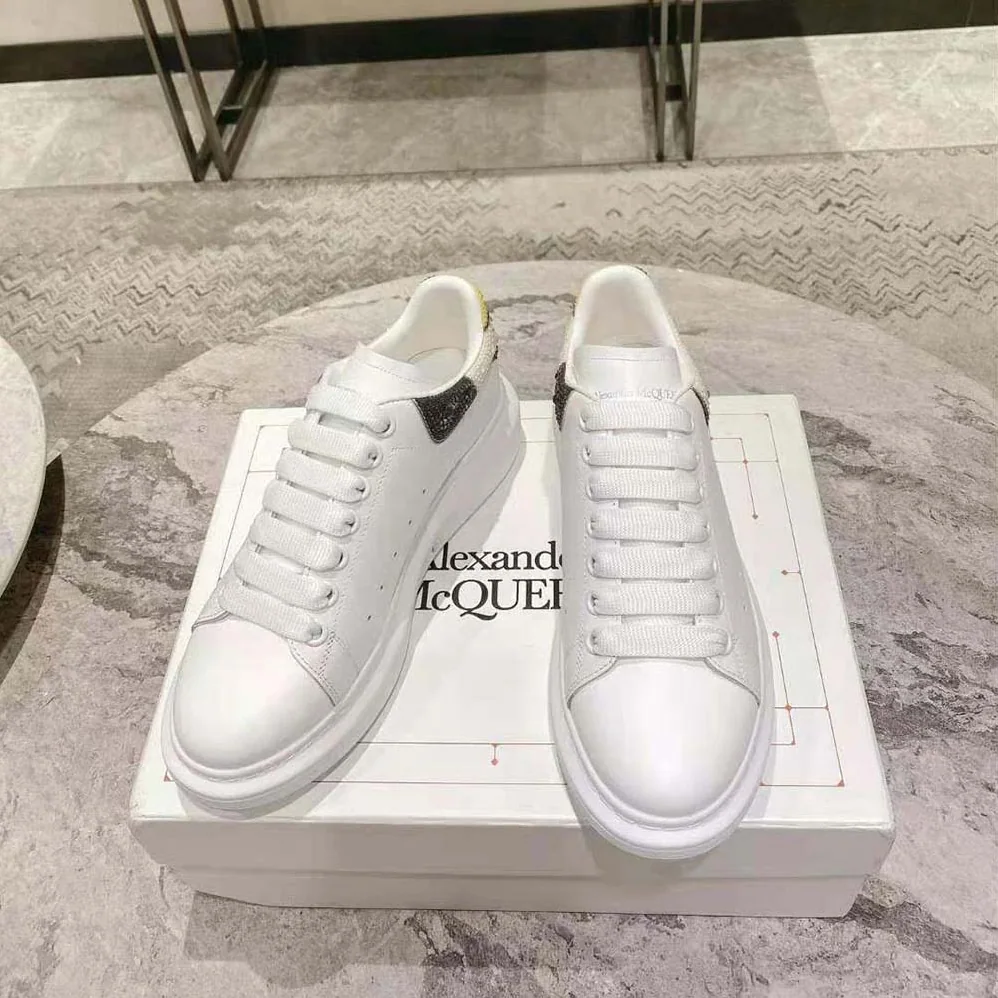 Alexander Mcqueen Oversized Sneaker in White for Women in Yellow/Black Alexander Mcqueen Oversized Sneaker in White for Women in Yellow/Black