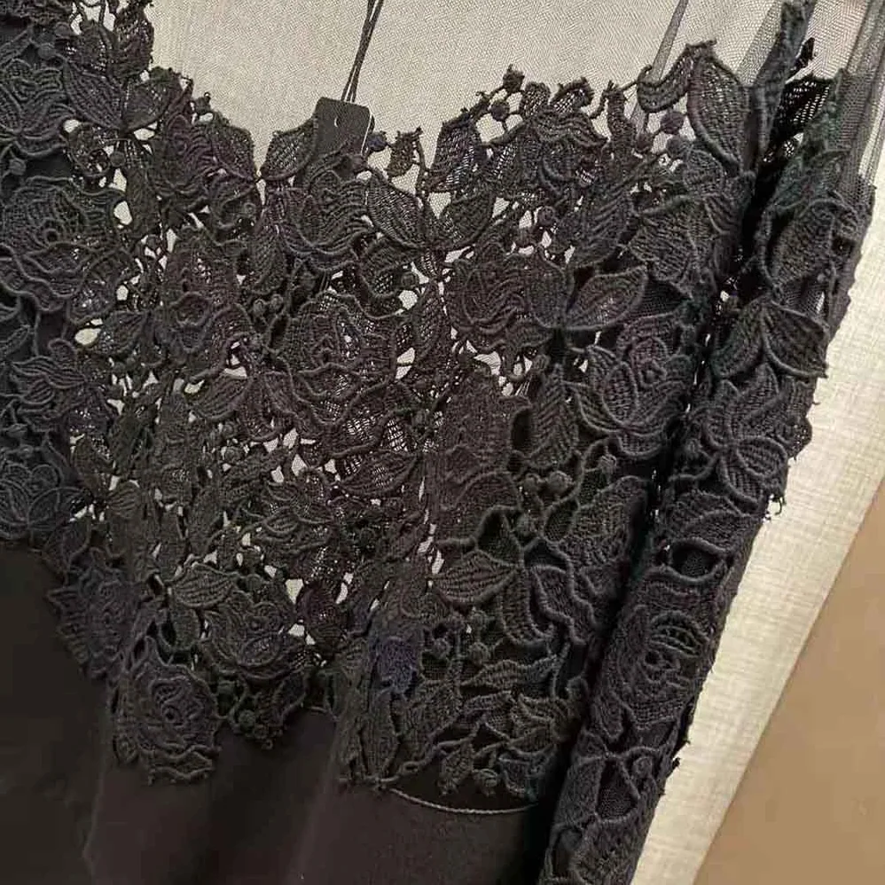 Dolce Gabbana D&G Jersey Sweatshirt with Tulle and Macrame Details for Women Dolce Gabbana D&G Jersey Sweatshirt with Tulle and Macrame Details for Women