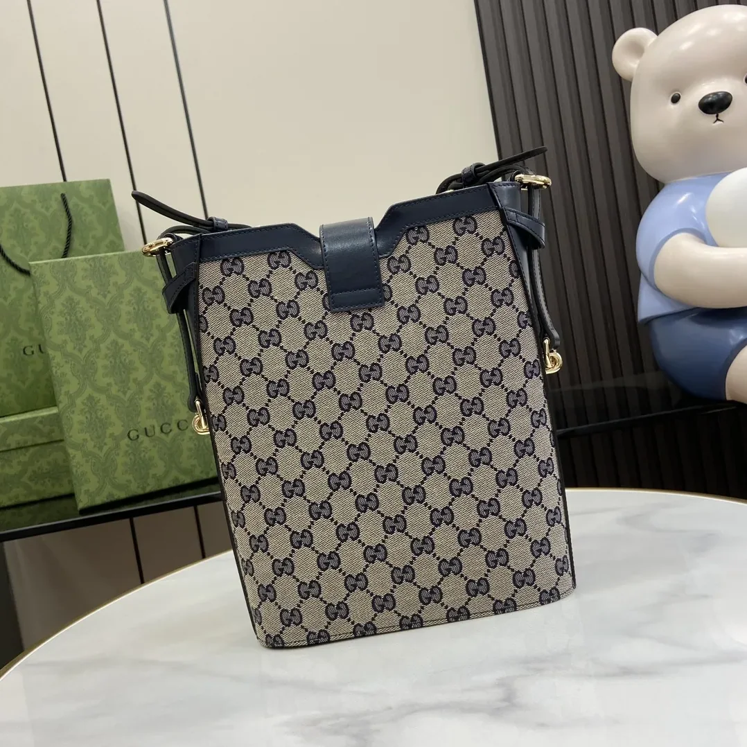 Gucci Original GG Small Bucket Bag Beige /