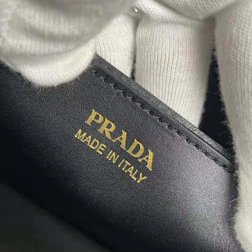 Prada Medium Saffiano Leather Prada Matinee Bag for Women in Black Prada Medium Saffiano Leather Prada Matinee Bag for Women in Black