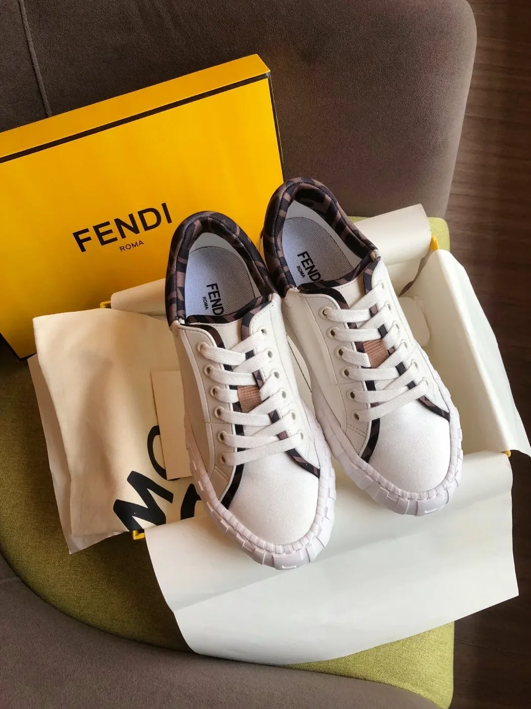 Fendi Force FF Lace-Ups Sneakers White 7E1414AF5A Fendi Force FF Lace-Ups Sneakers White 7E1414AF5A