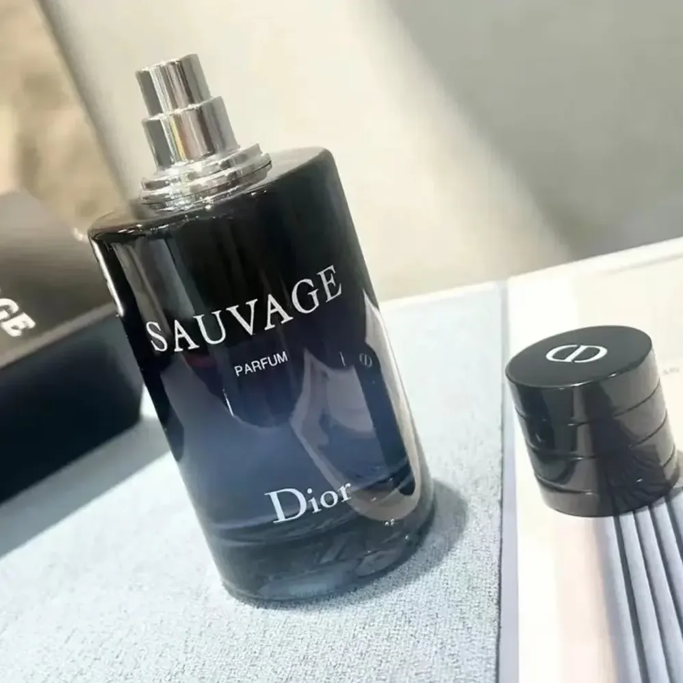 Dior Sauvage Parfum Parfum – Citrus and Woody Notes for Men in Refillable