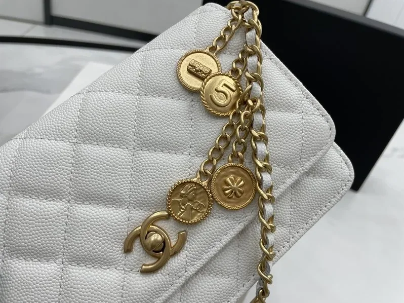 Wallet On Chain Green in Black/White /