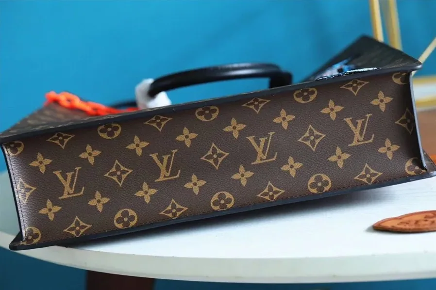 Sac Plat Messenger Monogram Brown /