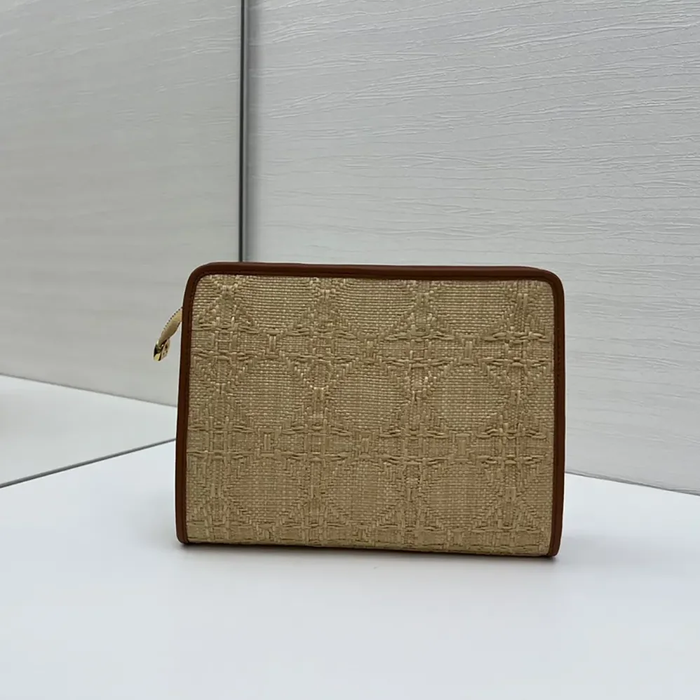 Dior 30 Montaigne Dea Pouch Natural Cannage Raffia for Women Dior 30 Montaigne Dea Pouch Natural Cannage Raffia for Women