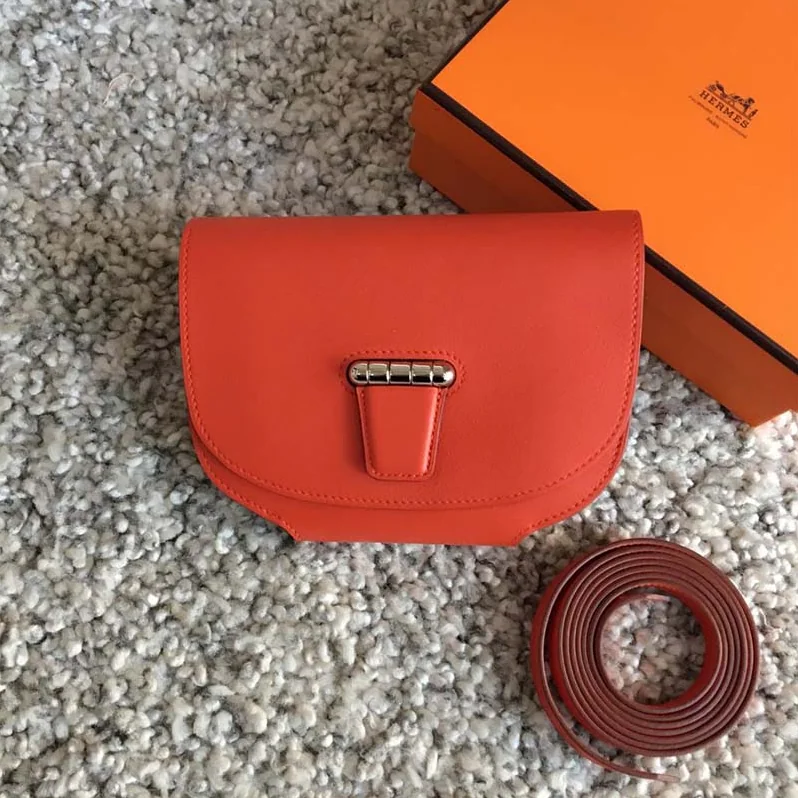 Hermes Convoyeur Mini Bag in Calfskin for Women in Orange Hermes Convoyeur Mini Bag in Calfskin for Women in Orange
