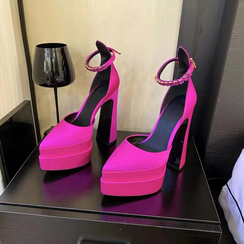 Versace Aevitas Pointy Platform Pumps in 16cm Heel Height for Women in Pink Versace Aevitas Pointy Platform Pumps in 16cm Heel Height for Women in Pink