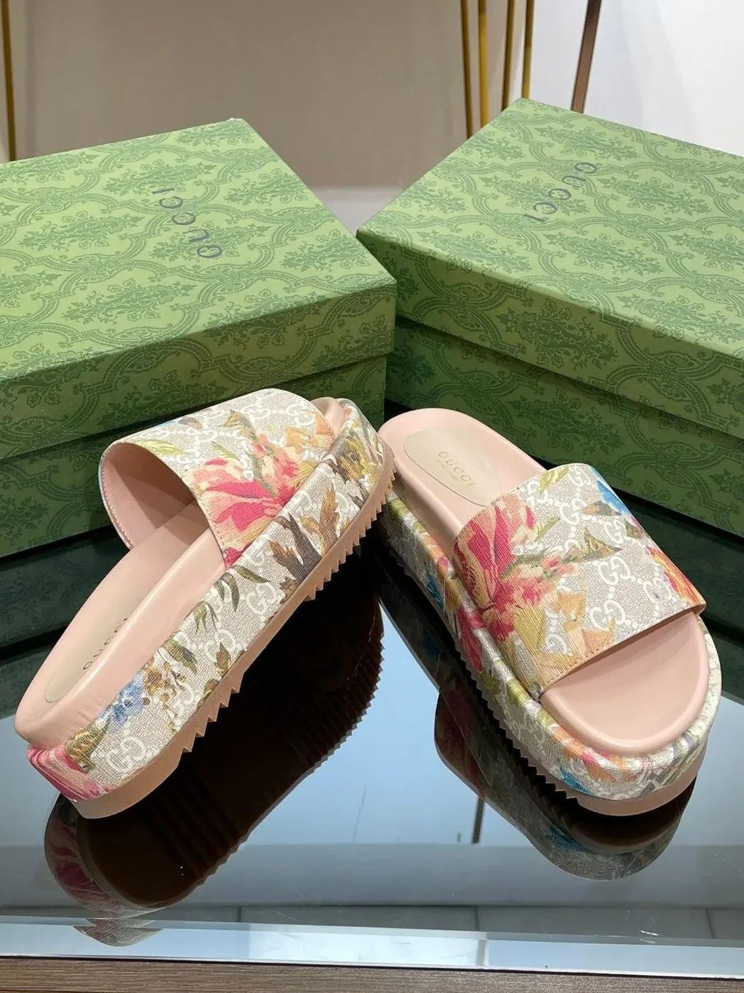 Gucci Gg Flora Slide Sandal Multicolor Gucci Gg Flora Slide Sandal Multicolor
