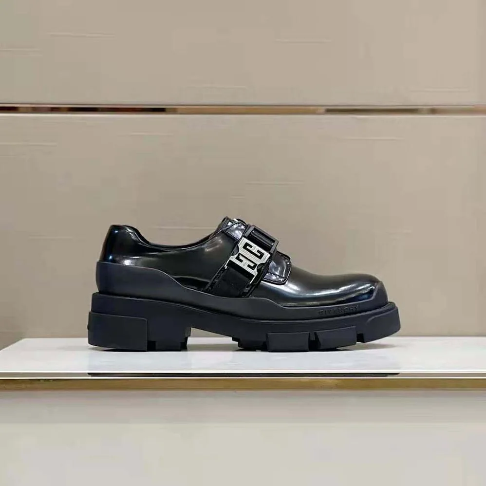 Givenchy Terra Derbies in Leather for Men in Black
