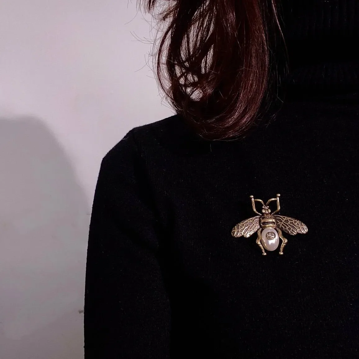Gucci Pearl Red Diamond Bee Brooch Gold