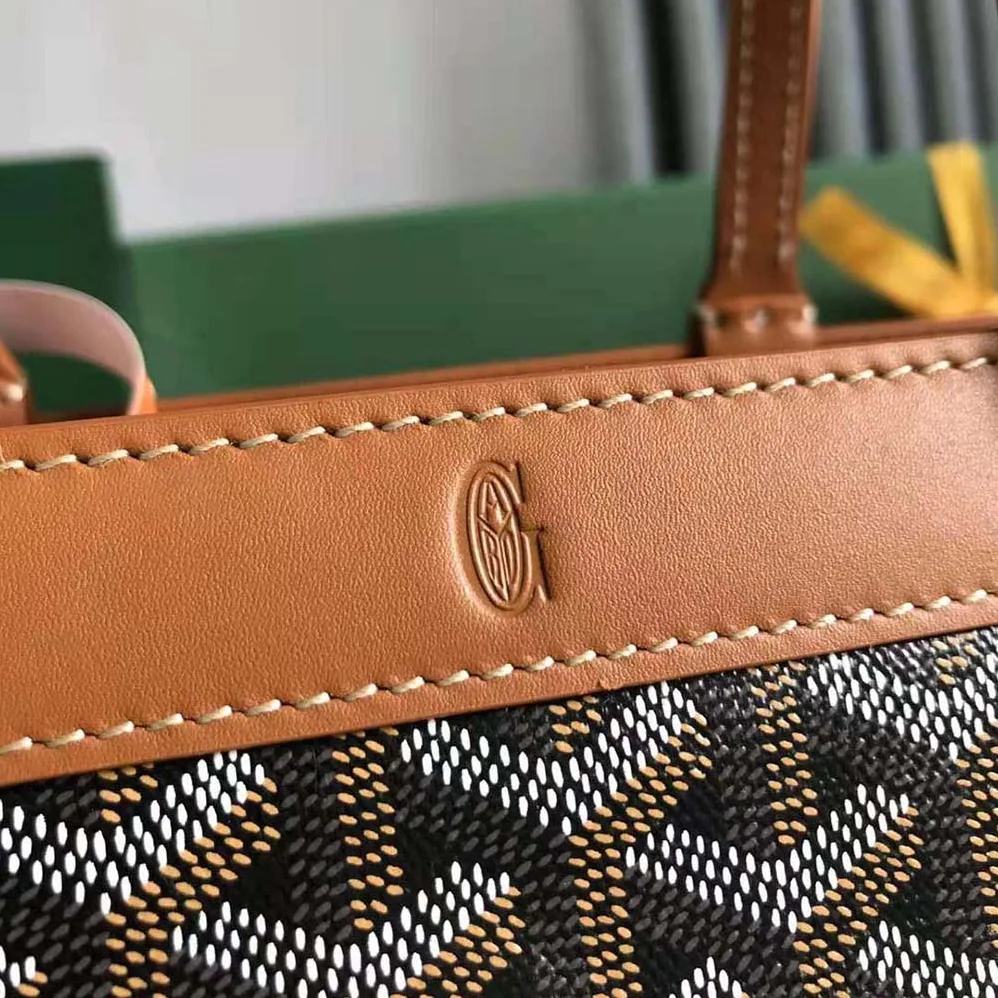 Goyard Bellechasse Biaude PM Bag for Women in Tan Goyard Bellechasse Biaude PM Bag for Women in Tan