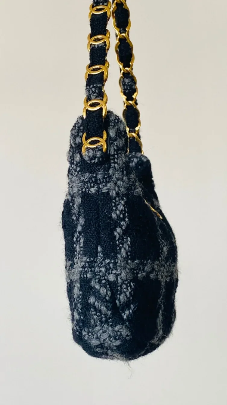 Chanel Tweed Black Hobo Bag 6,/17