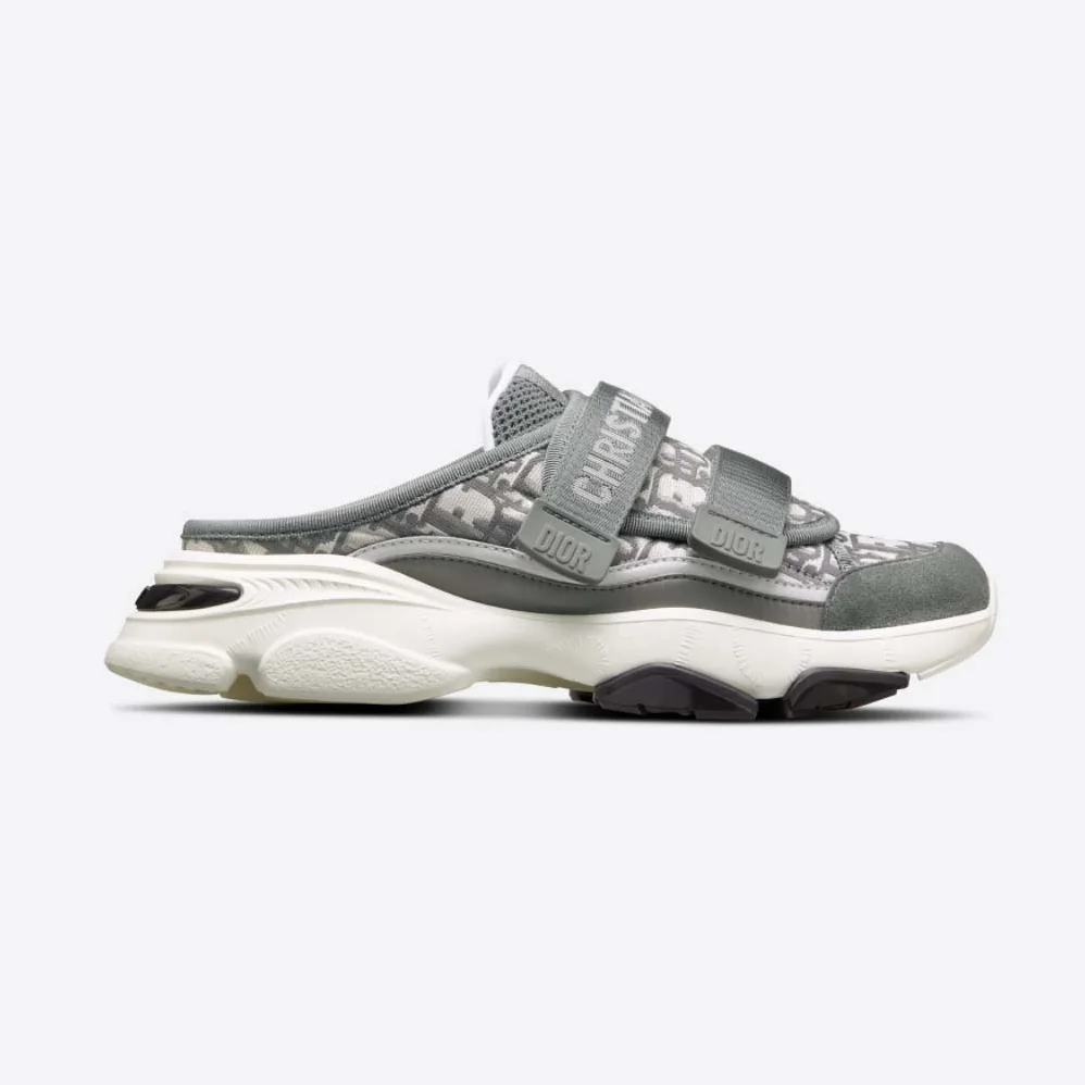 Dior D-Wander Sneaker Deep Gray Dior Oblique Technical Fabric for Women Dior D-Wander Sneaker Deep Gray Dior Oblique Technical Fabric for Women