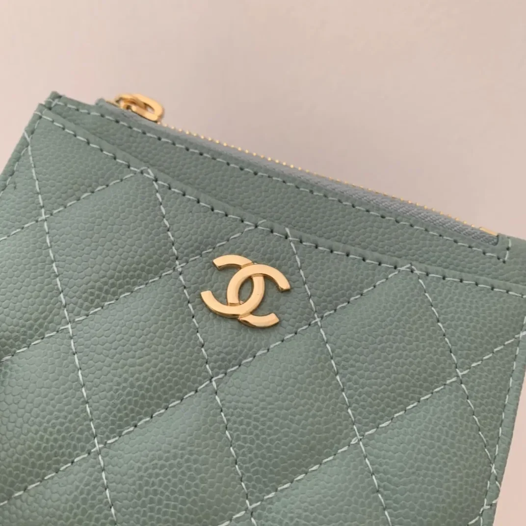 Chanel Flat Card Holder Mint Bag / Chanel Flat Card Holder Mint Bag /