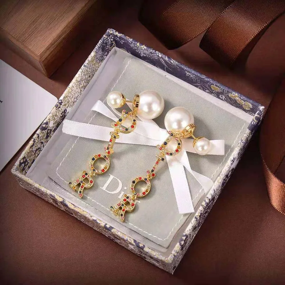 Dior Dior Tribales Earrings Gold-Finish Metal White Resin Pearls for Women Dior Dior Tribales Earrings Gold-Finish Metal White Resin Pearls for Women